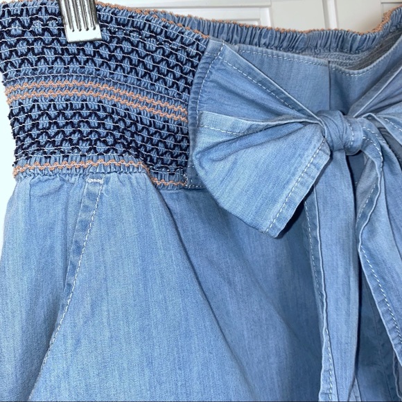 Anthropologie | Aloha Tie-Front Shorts Chambray Paper Bag Waist Medium - Picture 8 of 15